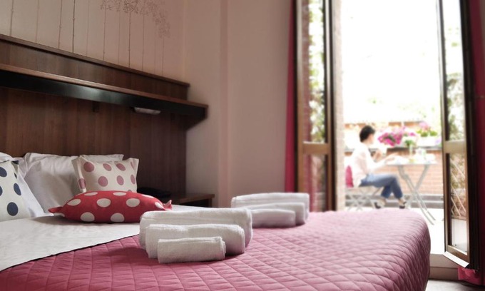 Lippo Hotel | Hotel EMI