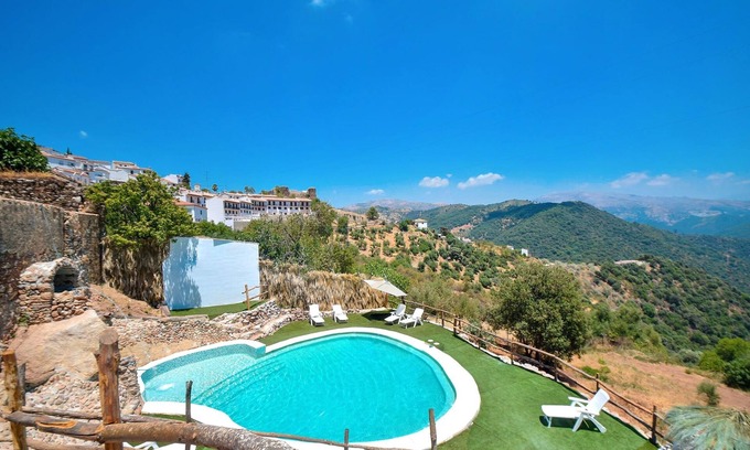 Benadalid Hotel | Hotel Finca Almejí for full rental