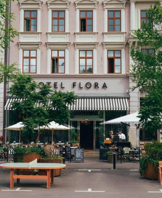 Centrum Hotel | Hotel Flora