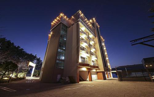 Jinhae-daero Hotel | Hotel Foma