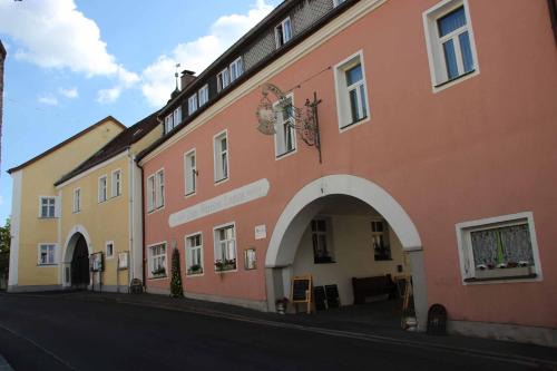 Hohenberg a.d.Eger Hotel | Hotel Gasthof Zum weissen Lamm