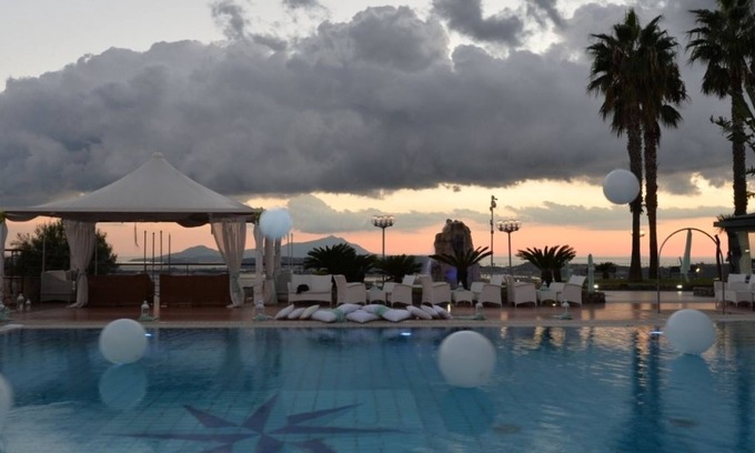 Pozzuoli Hotel | Hotel Gli Dei