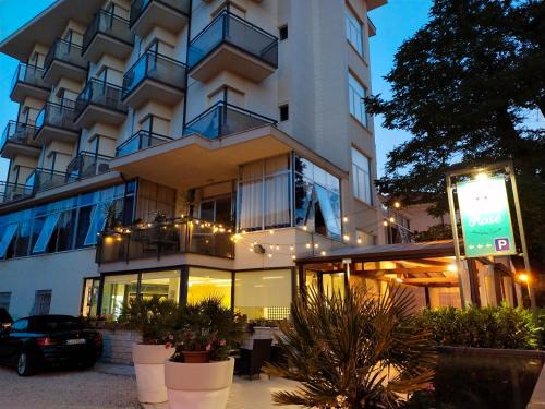 Viserba Hotel | Hotel Goldene Rose