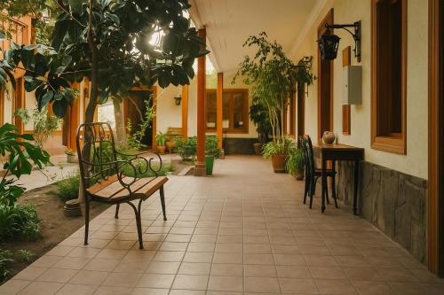 Vicuna Hotel | HOTEL HALLEY - Vicuña, Valle de Elqui