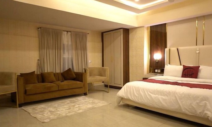 G-7 Sector Hotel | Hotel Heaven Heights