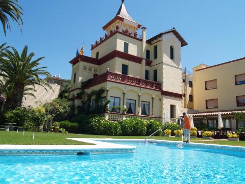 Sant Feliu de Guixols Hotel | Hotel Hostal del Sol