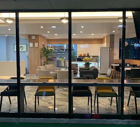 Gumi Hotel | Hotel J's