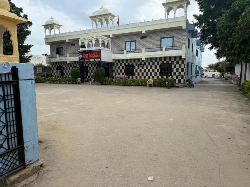 Bhadesar Hotel | Hotel Kesri Nandan