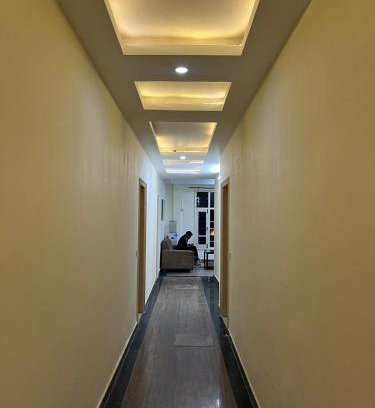 Zirakpur Hotel | Hotel kingston