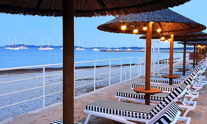 Toulon - Hyeres Hotel | Hotel La Potinière