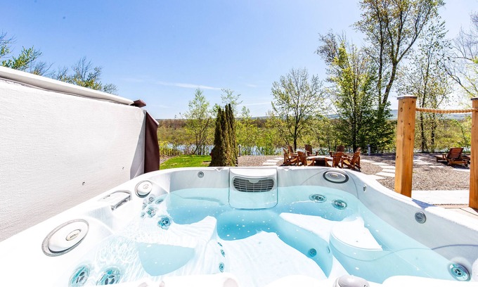 Lac-Brome Hotel | Hotel Lac-Brome