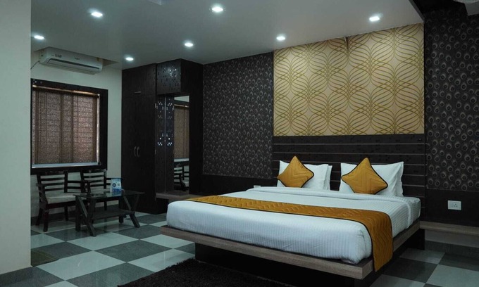 Ranchi Hotel | Hotel Lakefront