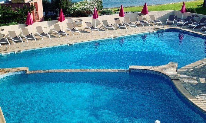 Saint-Florent Hotel | Hotel Le Bellevue