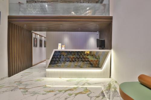 Surat Hotel | Hotel Legend