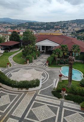 Torrecuso Hotel | Hotel Lemi