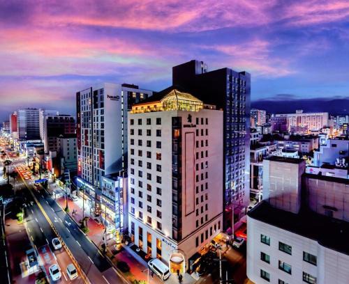 Yeon-dong Hotel | Hotel Leo