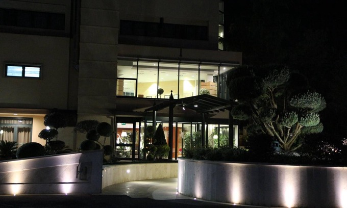 Castrocielo Hotel | Hotel Liolá