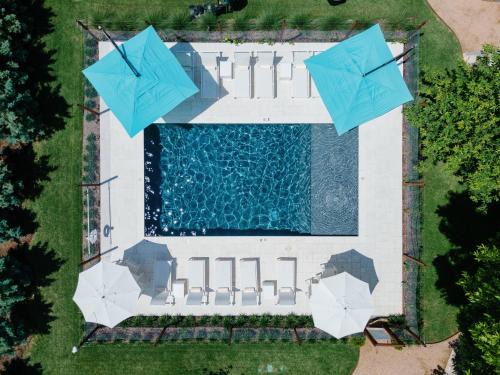 Round Top Hotel | Hotel Lulu