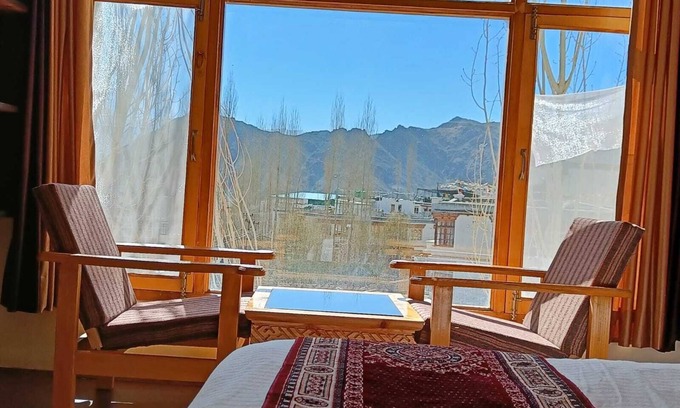 Leh Hotel | Hotel Malik Residency