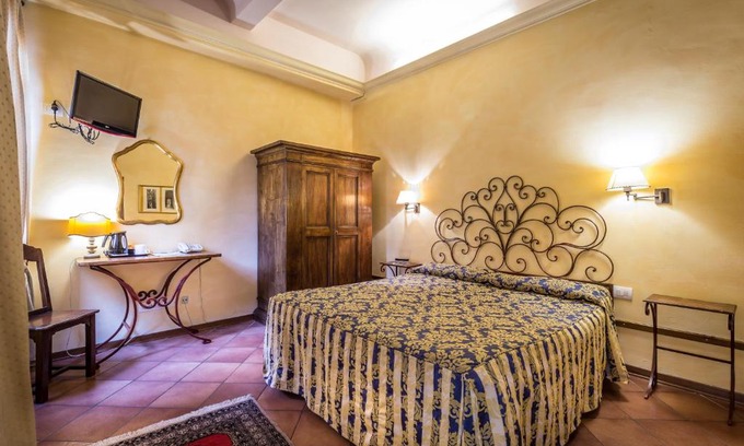 Santa Maria Novella Hotel | Hotel Mario's