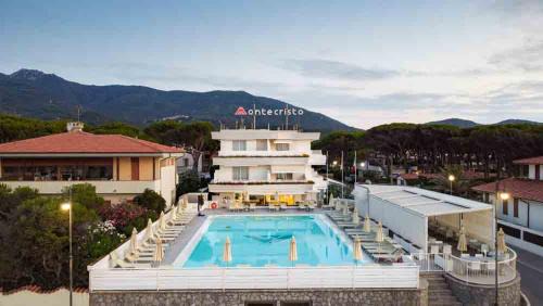 Marina di Campo Hotel | Hotel Montecristo