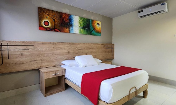 Garzota House | Hotel Murali - Cerca del Aeropuerto de Guayaquil