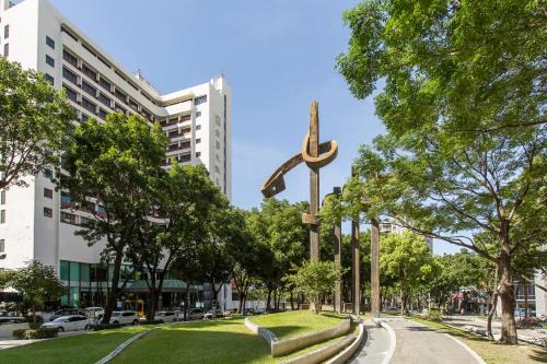 West District Hotel | Hotel National