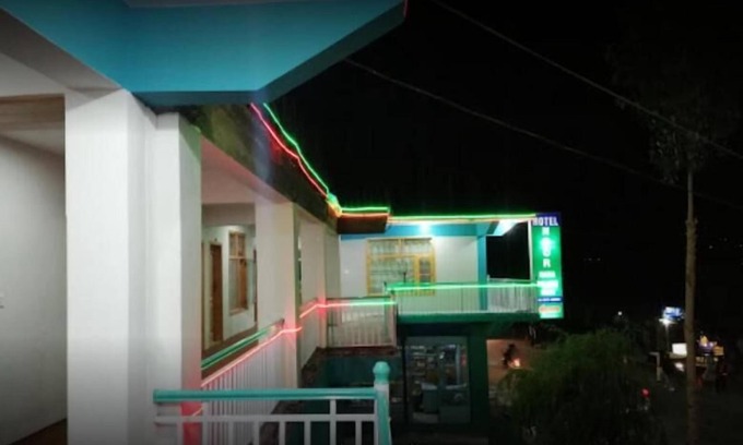 Hunza Hotel | Hotel Noor Nama Palace Hunza