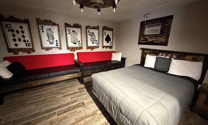 Chamberlain Hotel | Hotel O Bel Aire Chamberlain SD I 90