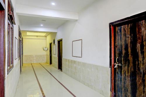 Malihabad Hotel | Hotel O Comfort Castle Inn