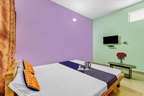 Khattalwada Hotel | Hotel O Navarathri Rooms