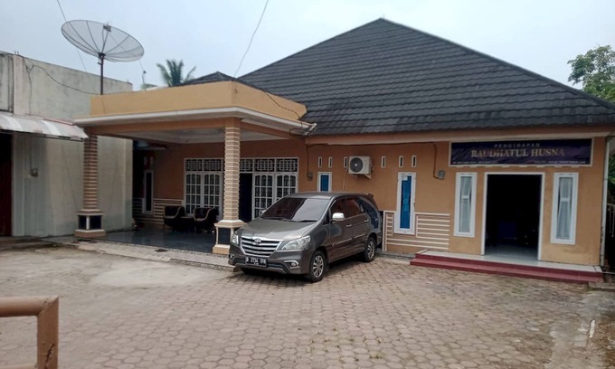 Padang Hotel | Hotel O Raudhatul Husna Homestay Syariah