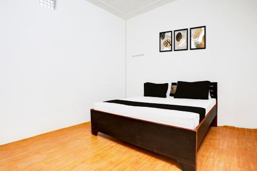 Mainpuri Hotel | Hotel O White House Hotel