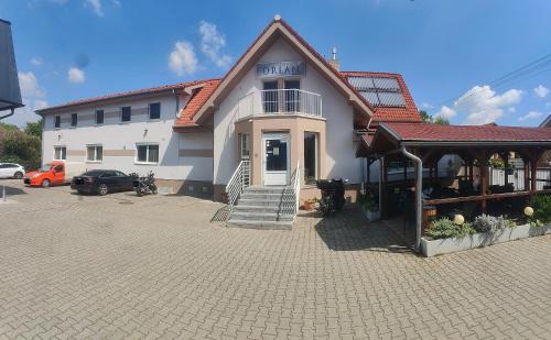 Ruzinov Hotel | Hotel Orlan