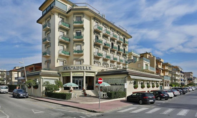 Lido di Camaiore Hotel | Hotel Piccadilly
