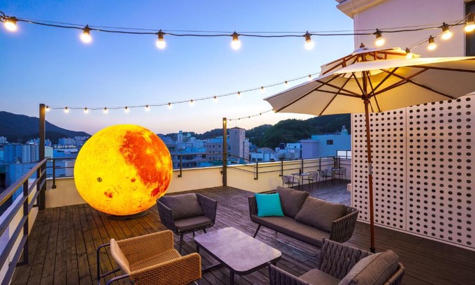 Chungmu Hotel | Hotel Pico