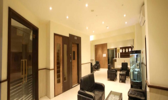 Rajkot Hotel | Hotel Pine Tree