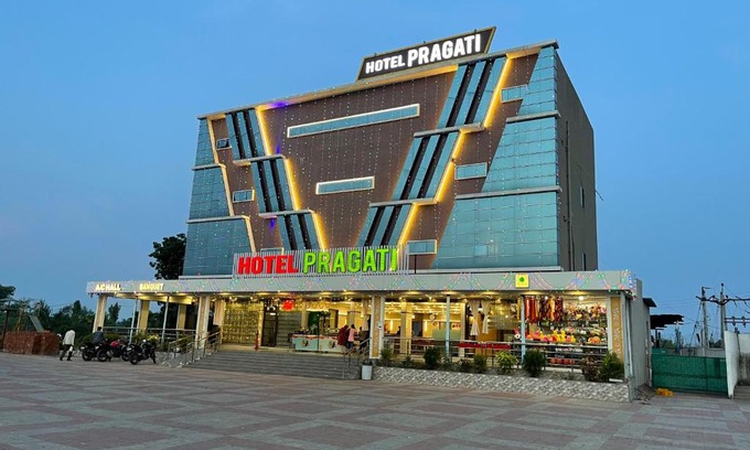 Tilakwada Hotel | Hotel Pragati