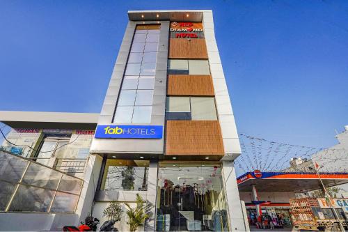 Delhi Hotel | Hotel Red Diamond