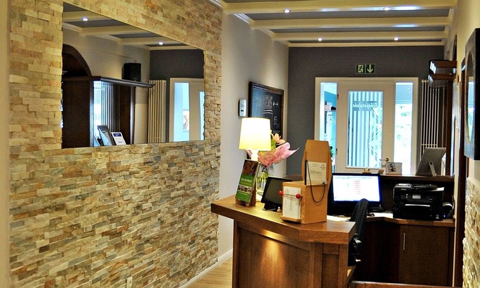 Garrel Hotel | Hotel Restaurant Burgerklause Tapken