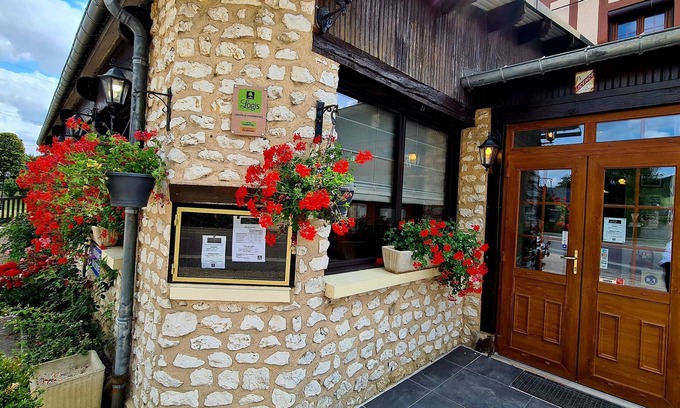 Menesqueville Hotel | Hotel Restaurant l'Unique