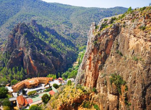 Ayna Hotel | Hotel Restaurante Felipe II