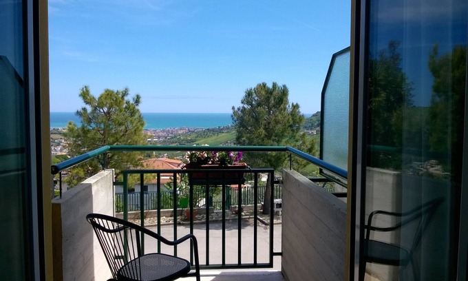 Acquaviva Picena Hotel | Hotel Ristorante Il Grillo