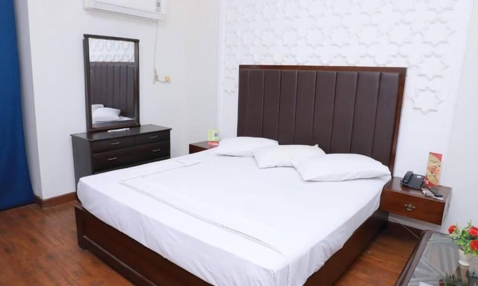 Multan Hotel | Hotel Royal One Multan