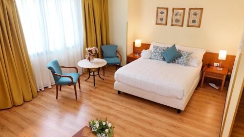 Quartieri Nuovi della Mosella Hotel | Hotel Royal Palace