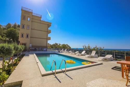 Kobuleti Hotel | Hotel "Sakvareli Sahli" Любимый дом