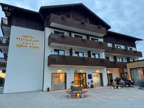 Vladeni Hotel | Hotel Sorin MIHAI