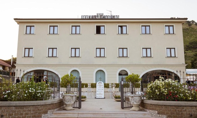 Castel San Giorgio Hotel | Hotel St. Giorgio