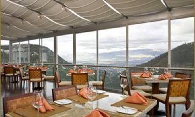 Guapulo Hotel | Hotel Stubel Suites and Cafe