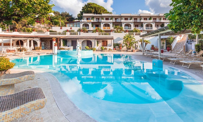 Lipari Historic Centre Hotel | Hotel Tritone